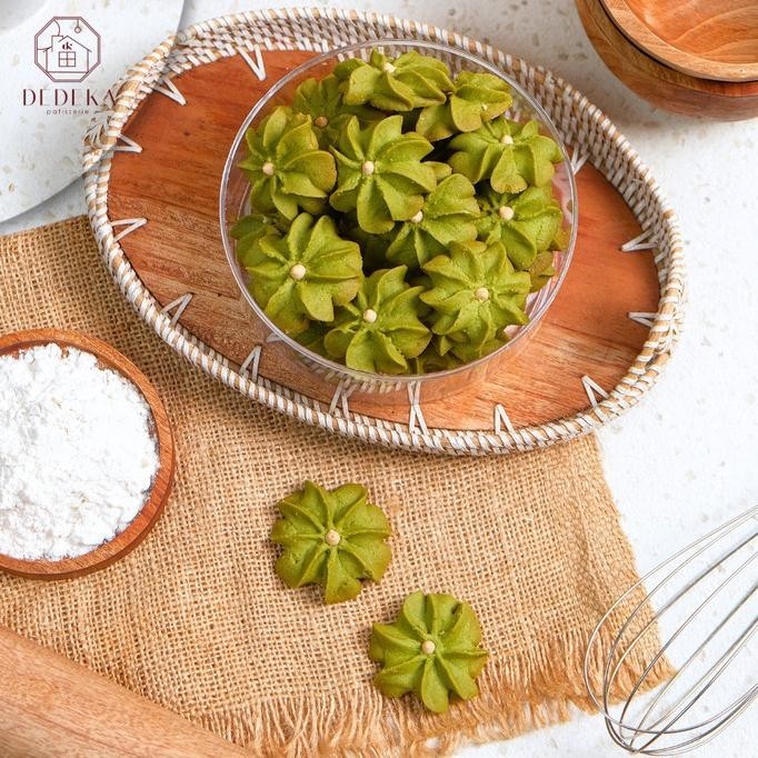 

Big Sale Kue Semprit Green Tea / Cookies Green Tea / Kue Kering Matcha Homemade Terbaik