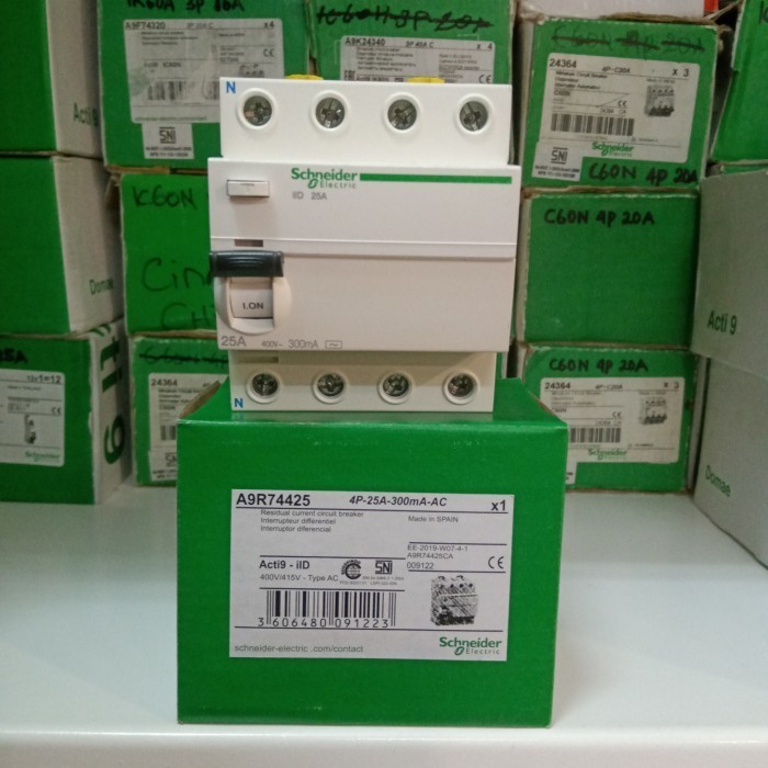 ELCB/RCCB SCHNEIDER IID 4P 25A 300MA-AC