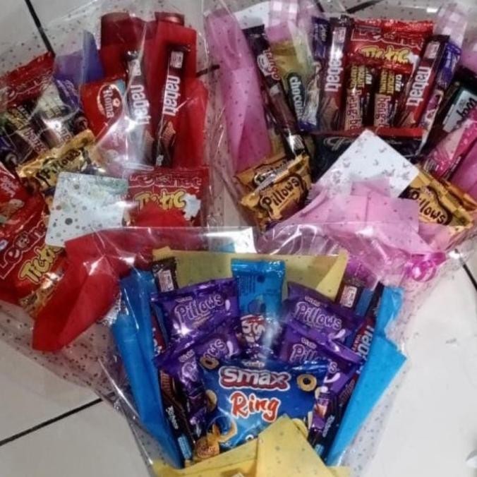 

Kekinian - BUKET SNACK l BUCKET JAJAN l BOUQUET SNACK /BUKET ULTAH/SOUVENIR ULTAH - Random !!