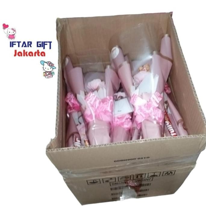 

Update BUCKET SNACK WISUDA / ULANG TAHUN MINI / SNACK ULTAH / SOUVENIR/PARCEL - Gold