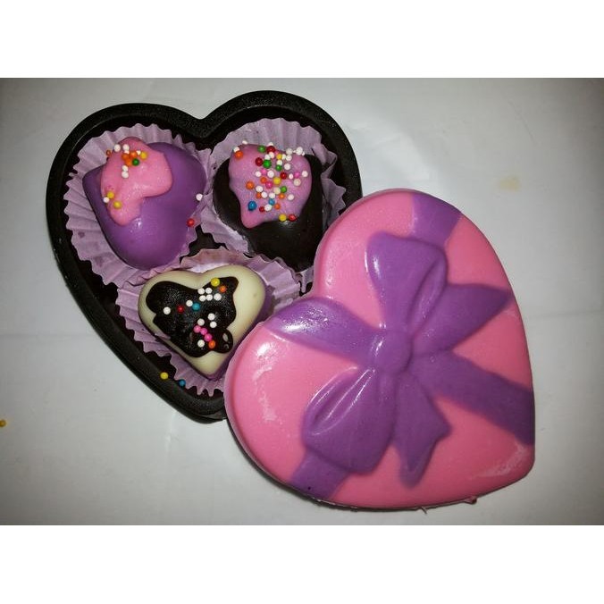 

coklat valentine spesial love box LM