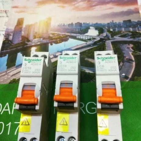 RCBO SLIM 10A DOMAE SCHNEIDER