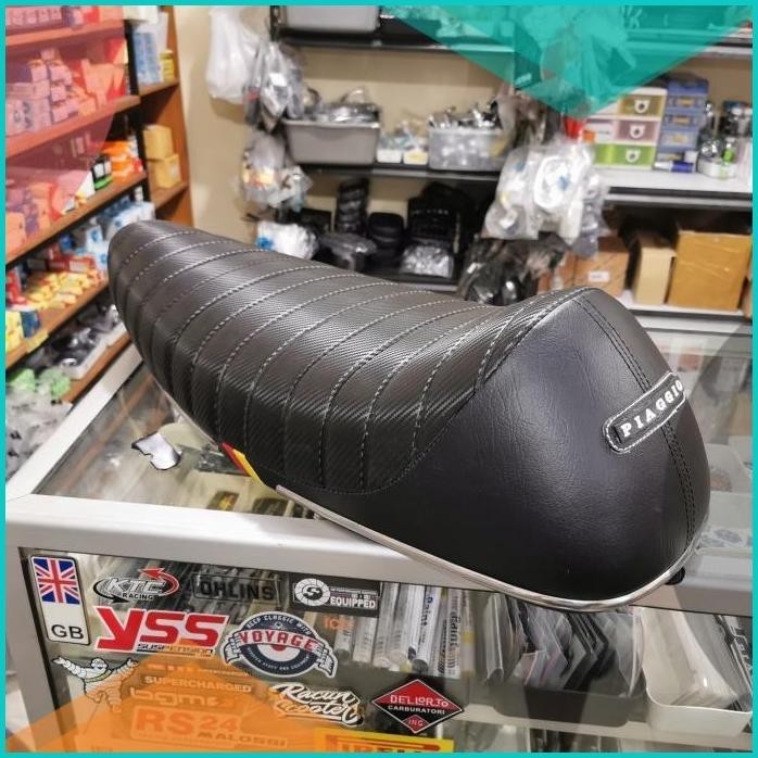 Jok Vespa Caferacer Smallframe V2 carbon Germany PTS Special Darling 1