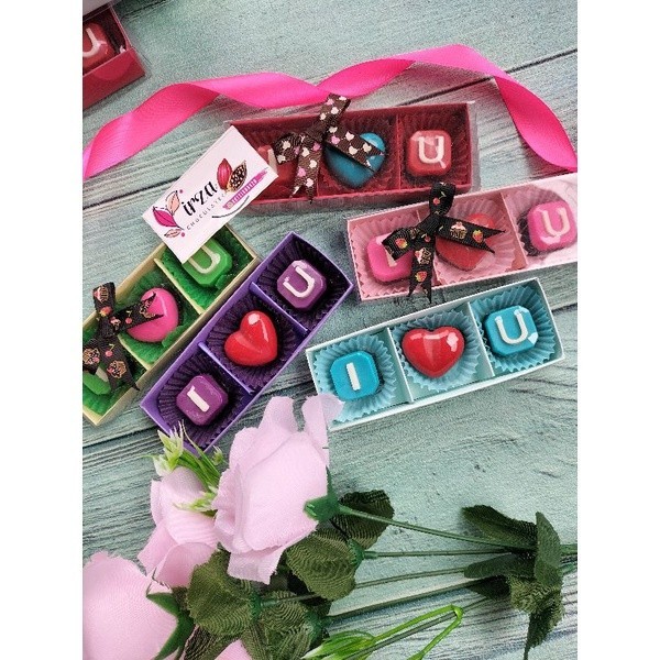 

GA7 COKLAT ULTAH COKLAT UCAPAN SOUVENIR KADO PRALINE COKLAT KATA YNW