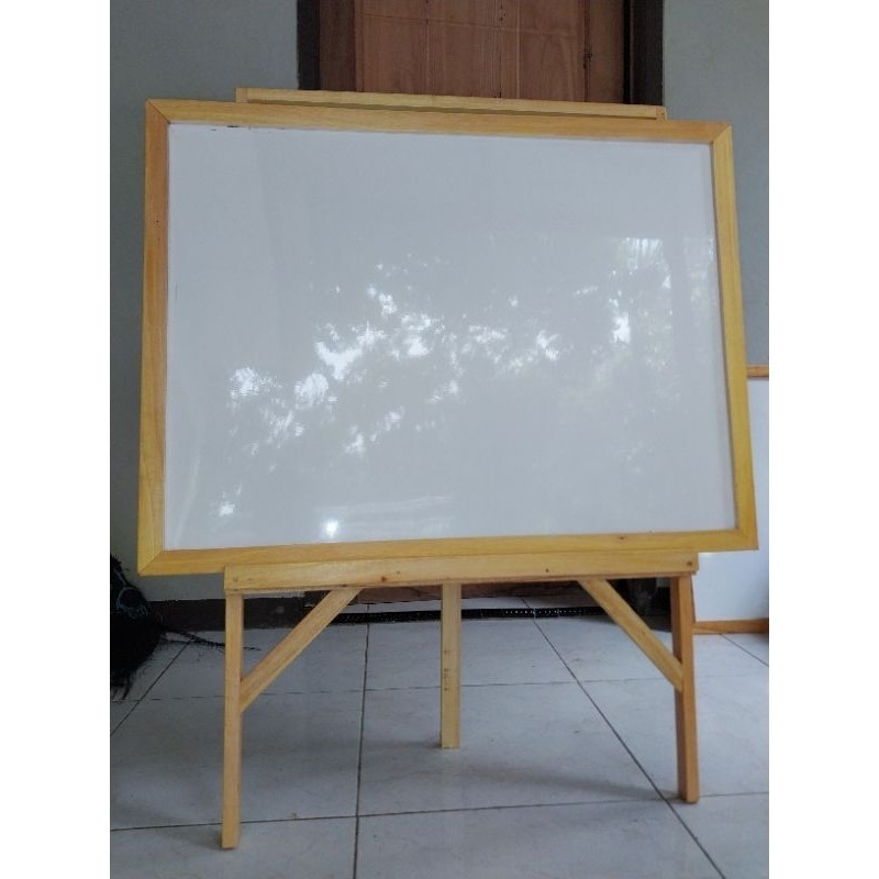 

Papan Tulis Anak Dengan Ukuran Besar60X80Cm+Peyanga+Sepidol