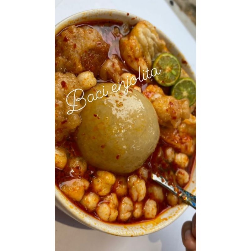 

BASO ACI CHILI OIL ENJOLITA AYAM SUIR PEDAS