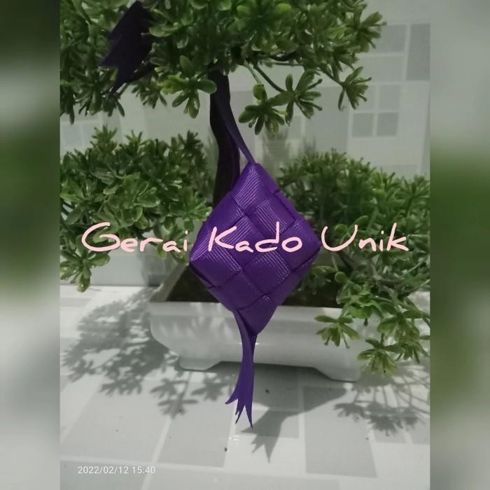 

Ketupat Hias Pita Grossgrain Uk.4X4 Cm 015