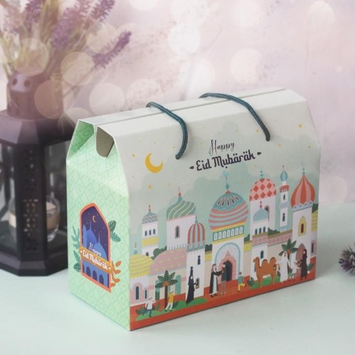 

Box Jinjing Lebaran Isi 4 Toples Bulat 250Gr Dus Kue Kering Idul Fitri 067