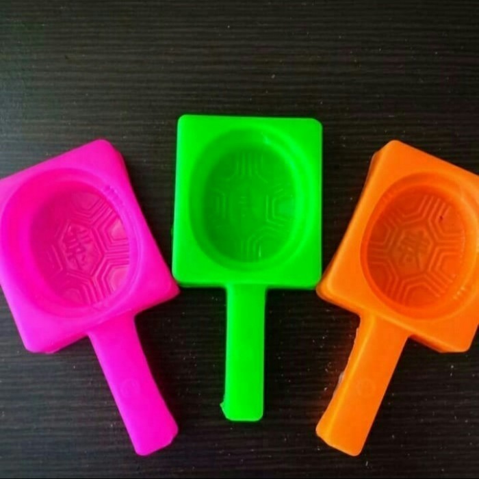 

Cetakan Kue Ku/Kue Angku Motif Kura" Bahan Plastik