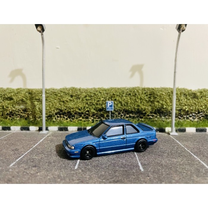 Terbaru hotwheels nissan sentra biru diorama