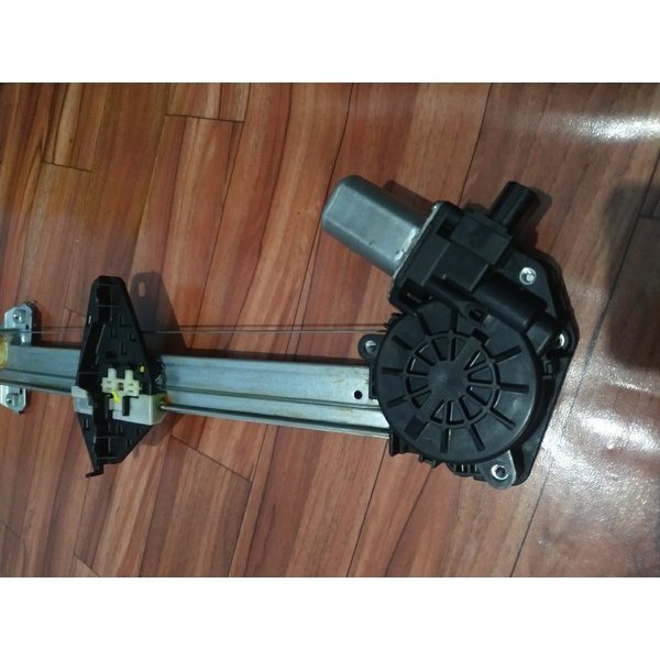 Motor Dinamo Power Window Dan Regulator Honda Freed