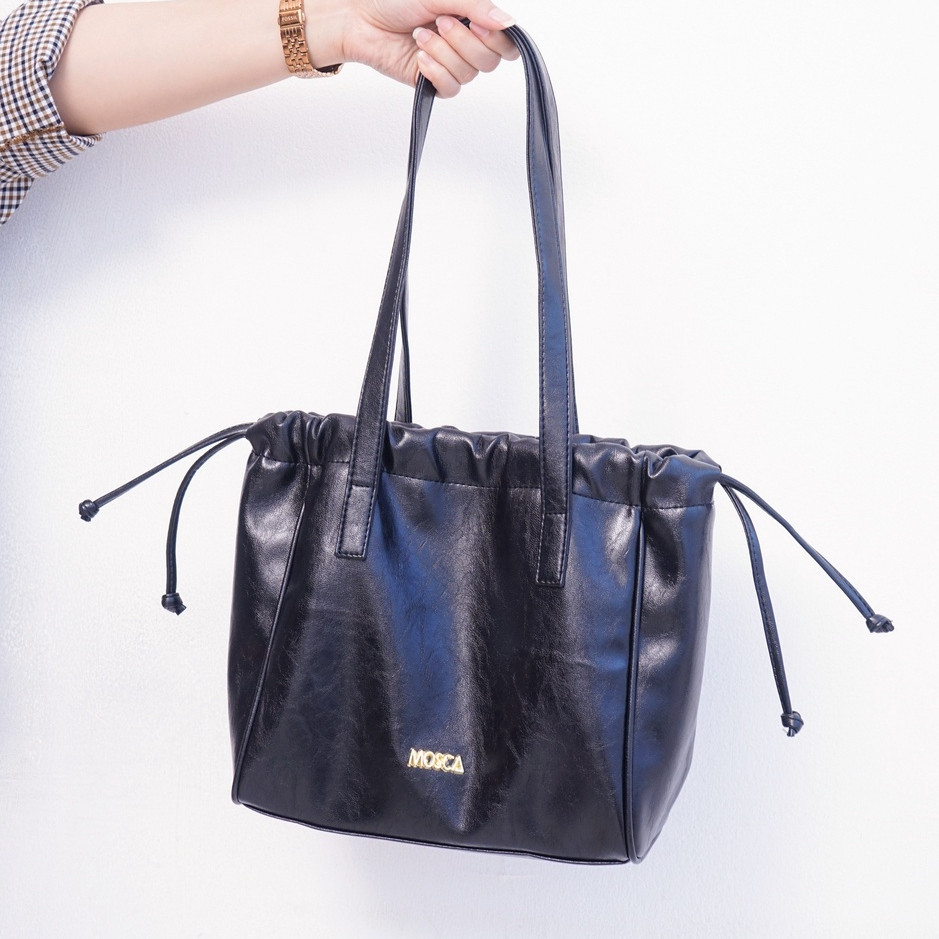 [BEST DEAL] Totebag Wanita Tas Serut Wanita (Claudia bag by Mosca)
