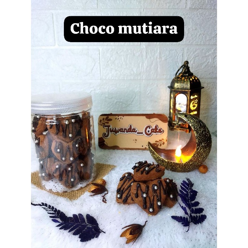 

CHOCO MUTIARA, Kue kering lebaran kemasan toples tabung 800ml