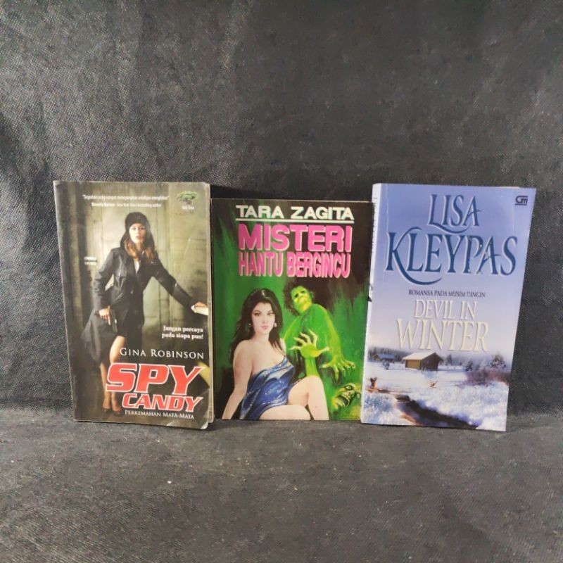 Buku / Novel Spy Candy, Misteri Hantu Bergincu, Devil In Winter, Gina Robinson, Tara Zagita, Lisa Kl