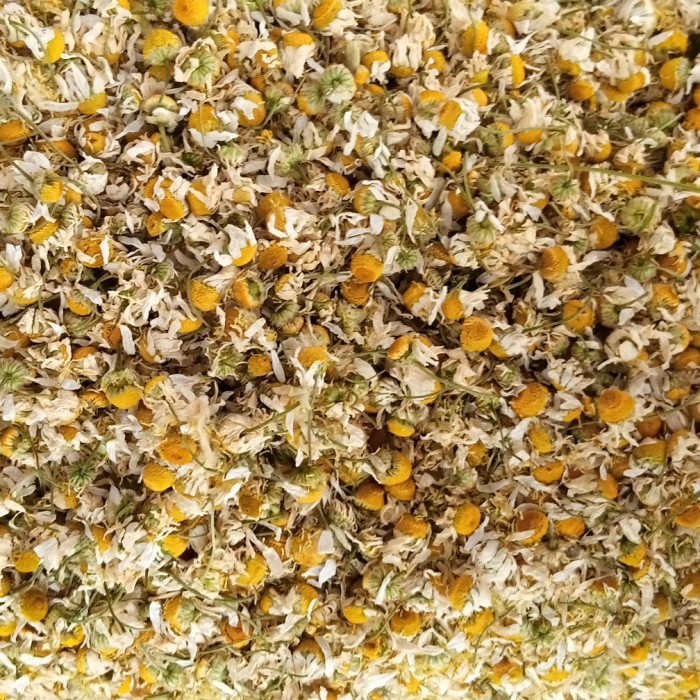 

1 Kg Whole German Chamomile Grade 5A (Aaaaa) Bulk Packaging Flake 1-5%