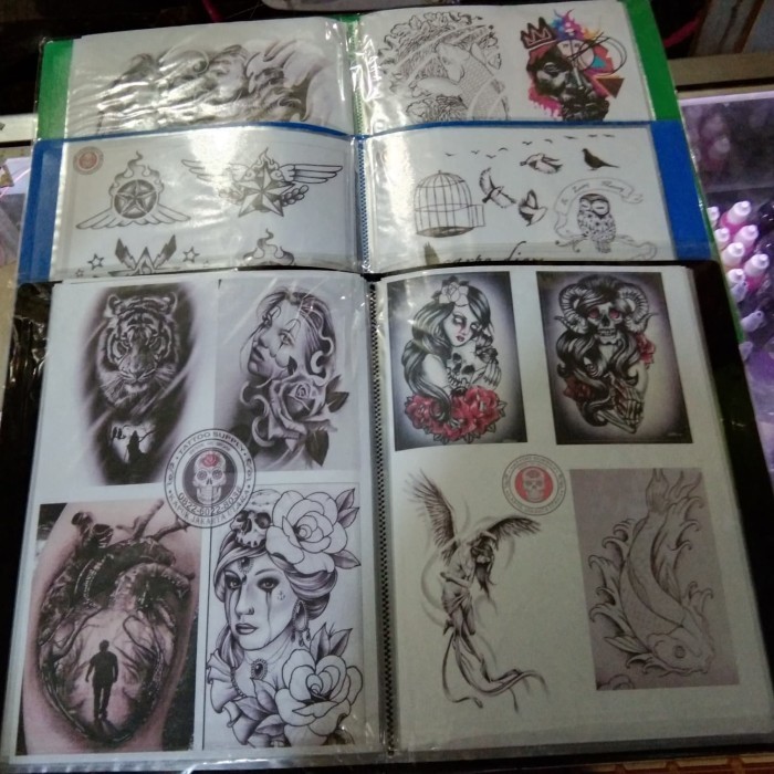 

Majalah sketsa tattoo