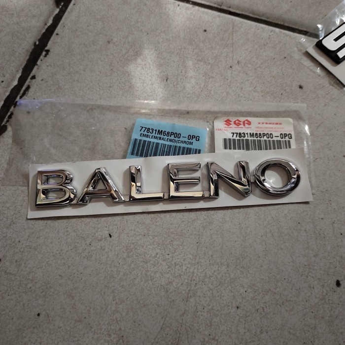 EMBLEM PINTU BAGASI BALENO SUZUKI NEW BALENO HATCHBACK ORI