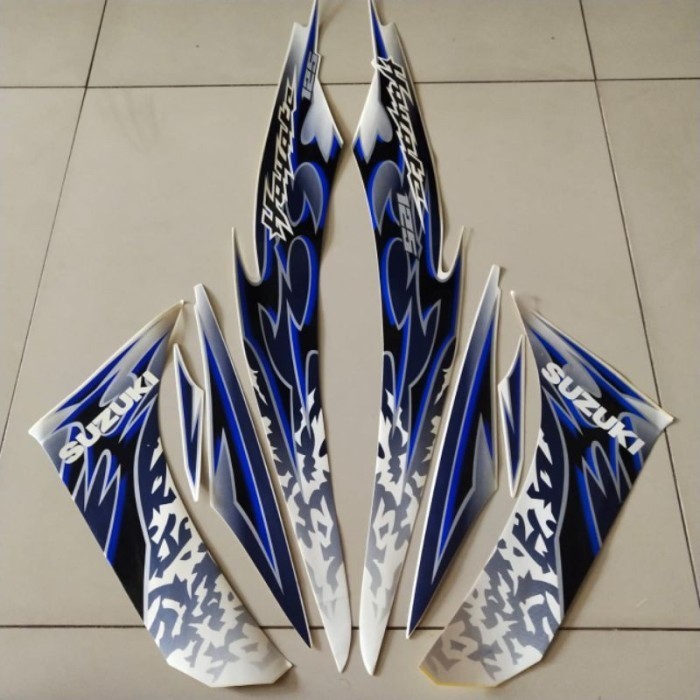 STIKER, LOGO, & EMBLEM 49554 STRIPING SUZUKI HAYATE 125 PUTIH STIKER