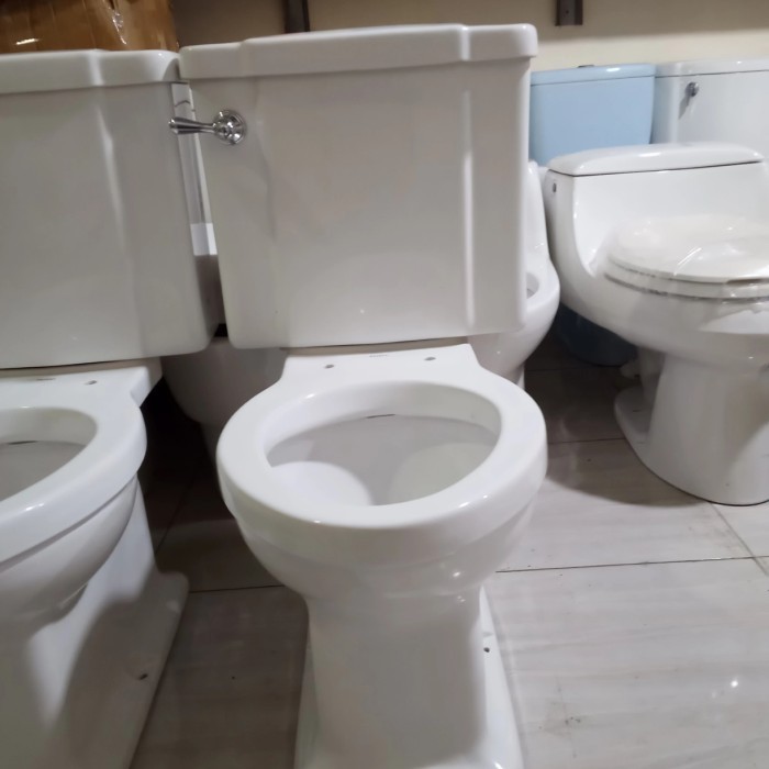 CLOSED TOILET KLOSET DUDUK TOTO TIPE CW 668 J WARNA PUTIH