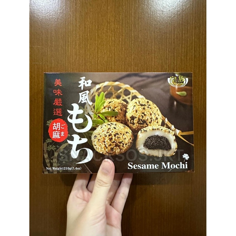 

Royal Family Red Bean Mochi / Peanut Mochi / Sesame Mochi With Coconut