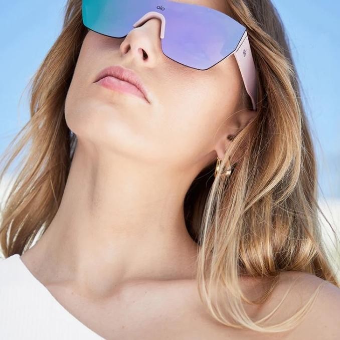 Alo Yoga Stunner Sunglasses