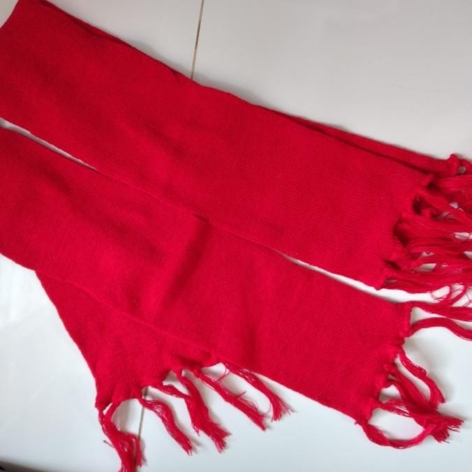 Syal Scarf Merah Rajut Naruto Mikasa Cosplay