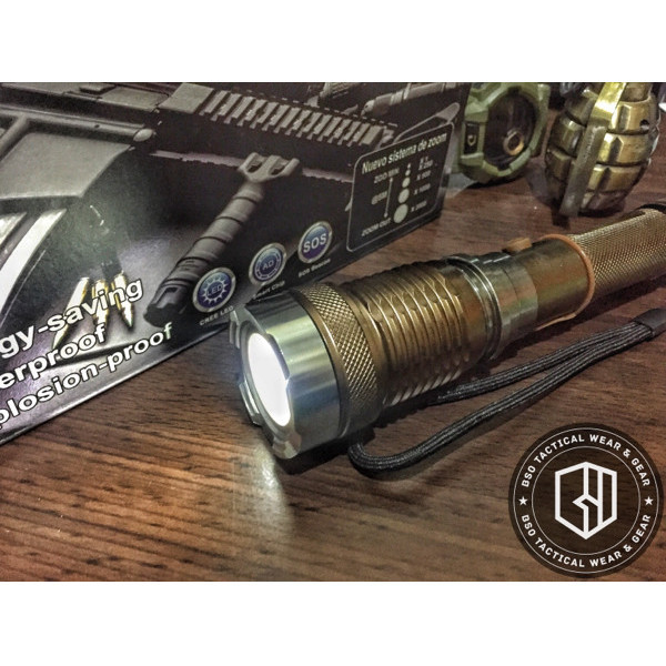 Senter Outdoor Tactical Police ZXT W8 58000W Rechargeable Battery l