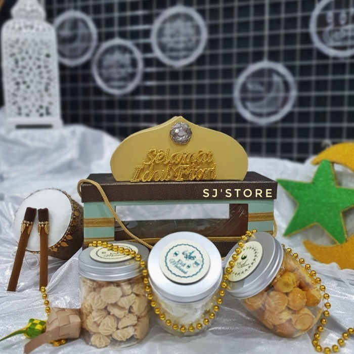 

Limited Paket box hampers lebaran idul fitri kue kering 2 Baru!