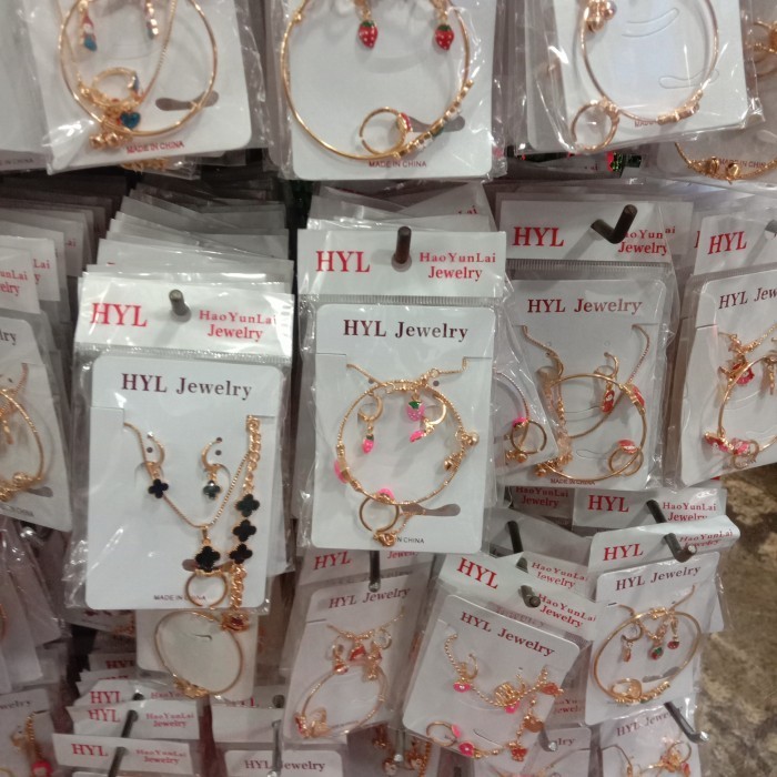 KALUNG ANAK XUPING KITTY 1 SET PERHIASAN