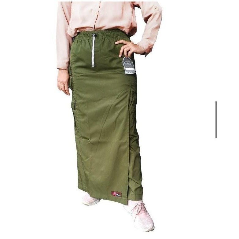 Rok Celana Outdoor Muslimah Bahan Drill Warna Hijau Army Xxl
