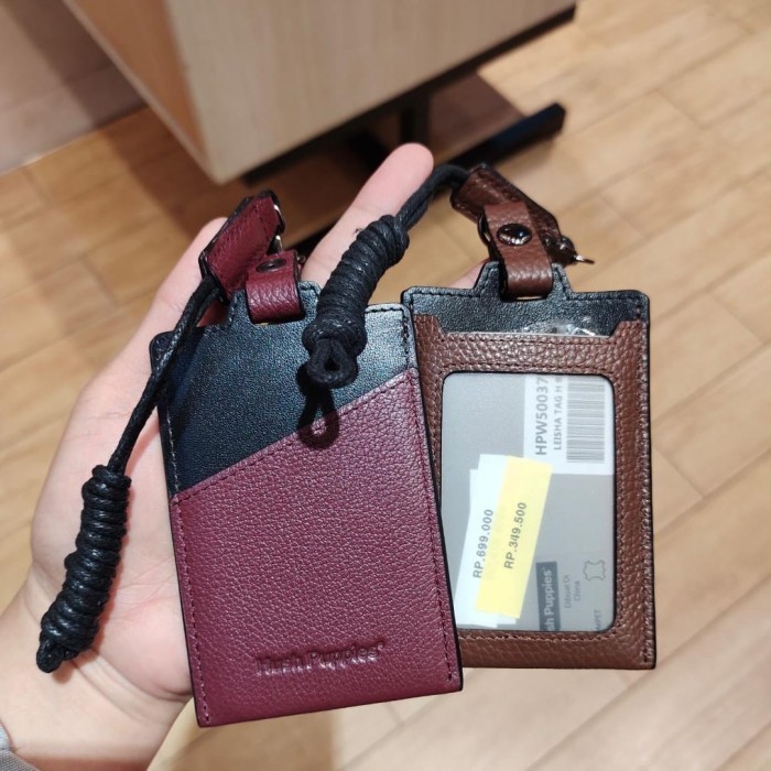 

Name Tag 2 Hush Puppies