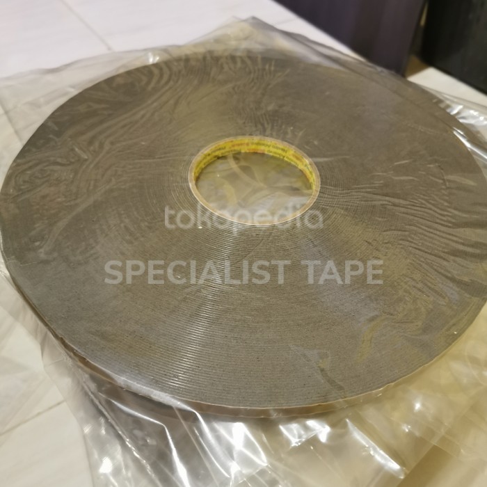 

Double Tape 3M Rt 8008 - Perekat Otomotif 10Mm X 50M