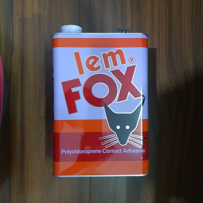 

Lem Fox Kuning 2,5 2.5 Kg Solventbase Lem Karpet Karet Kulit Kayu Hpl