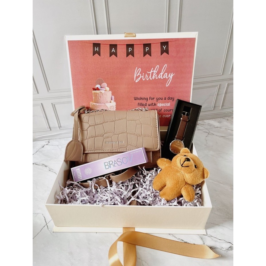 

Kadopedia Giftbox Hadiah Kado Ulang Tahun Wanita Istri - Busan (Ut007)