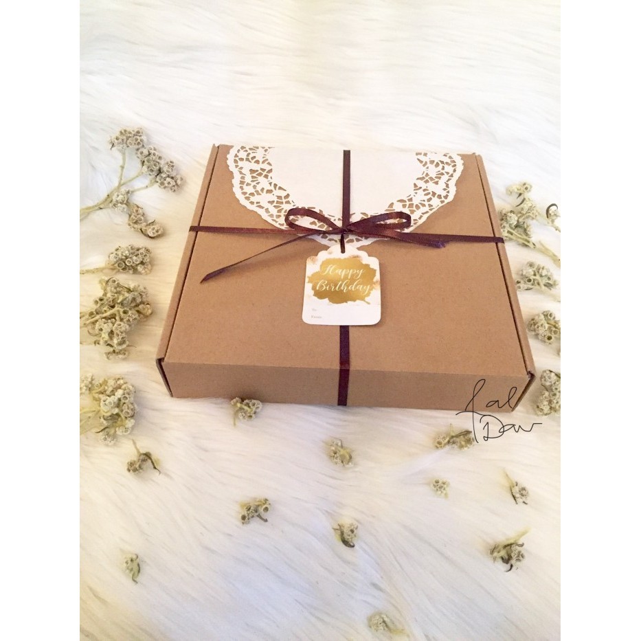 

Hampers Kado Istri, Pacar / Teman