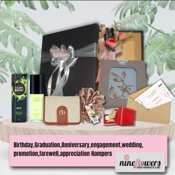 

Hampers Kado Guru Hijab Kado Ulang Tahun Wisuda Special 2