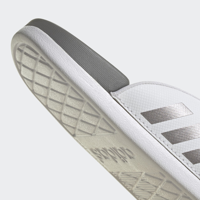 ADIDAS SWIM Sandal Flip-Flop Adilette Comfort Wanita Putih HQ4459