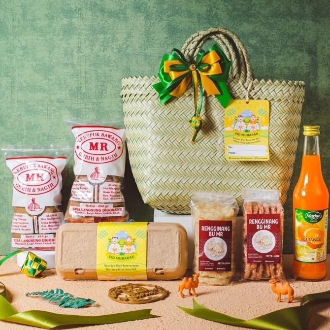 

HAMPERS RAMADAN & LEBARAN TAS ANYAM MEDIUM BY TELUR ASIN MR