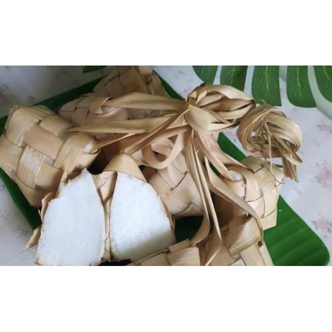 

Ketupat (1 renceng) isi 5
