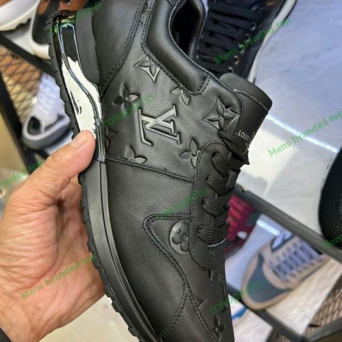 Sepatu Hitam Pria Kulit / Sepatu Sneakers Pria Mirror  Ruhmacil