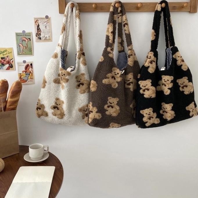 Little Maple Korean Fluffy Bear Totebag / Tas Korea Motif Beruang Bulu
