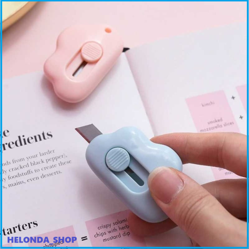 

Promo Pisau Cutter Mini Pemotong Kertas Desain Cloud - MCP121 Biru TUNGGU APALAGI