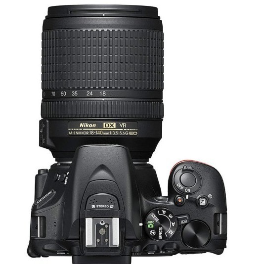 Kamera Nikon D5600 Kit 18-140Mm / Nikon D5600
