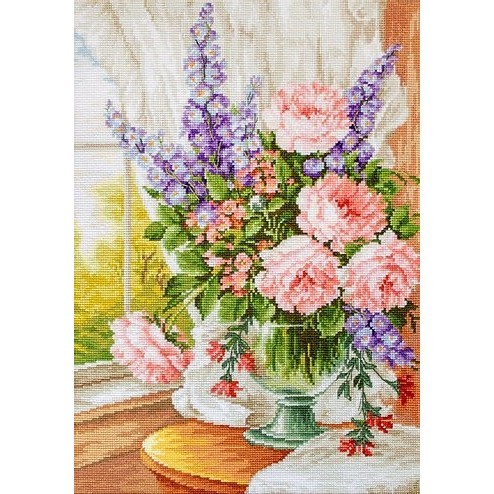 

Paket Kristik Original Asli Luca-S Bu4016 Flowers At The Window