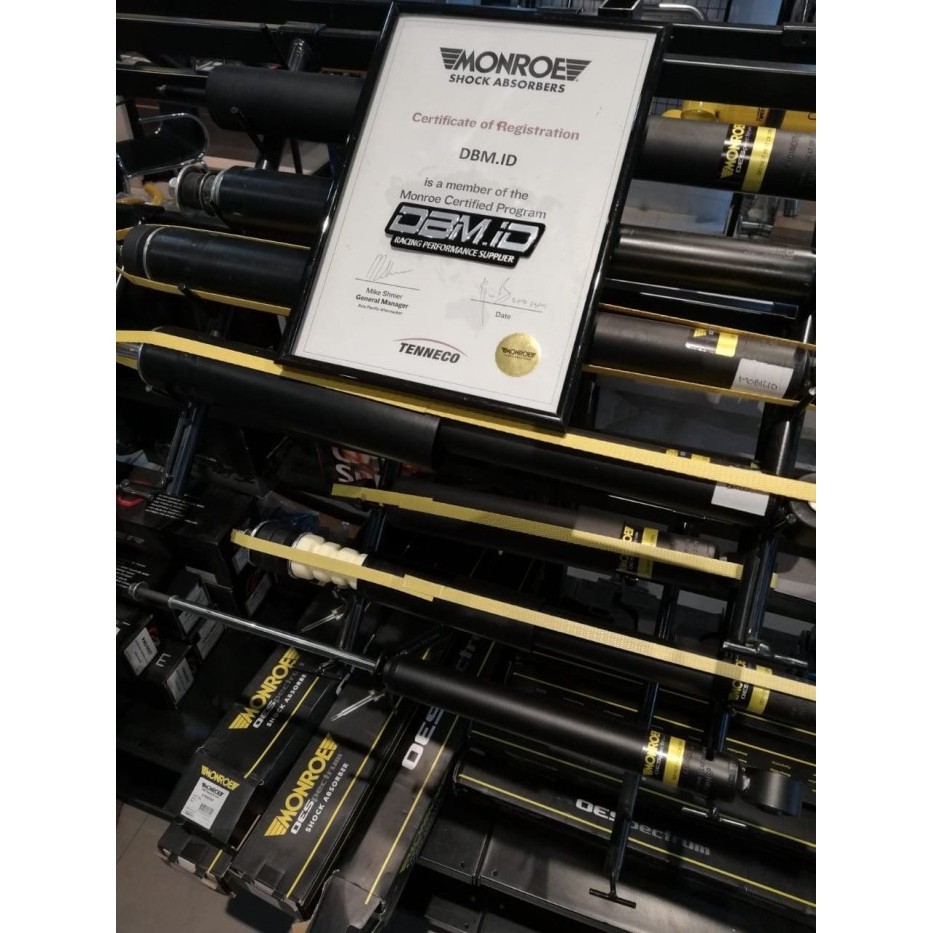 Xenia Avanza 2011+ Shock Monroe Oespectrum Depan