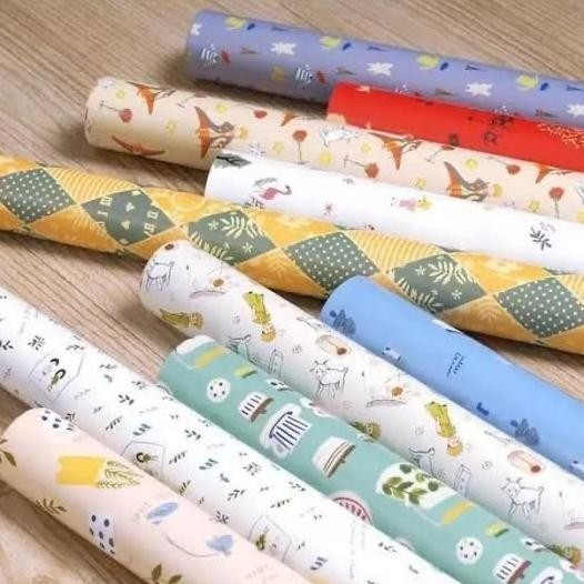 

~~~~~] Kertas kado untuk packing produk + kartu ucapan