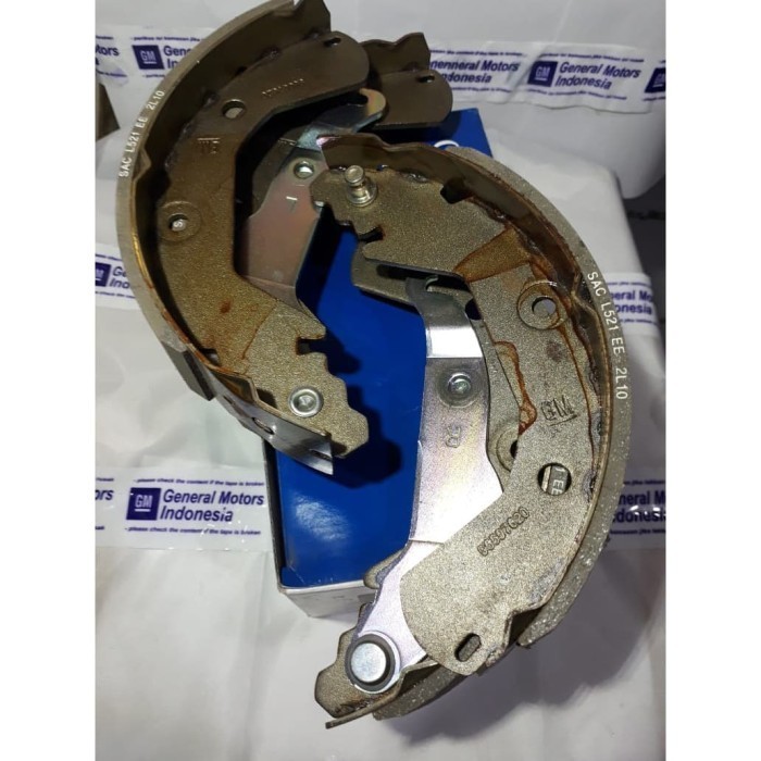 Kampas Rem Tromol Belakang All Spin