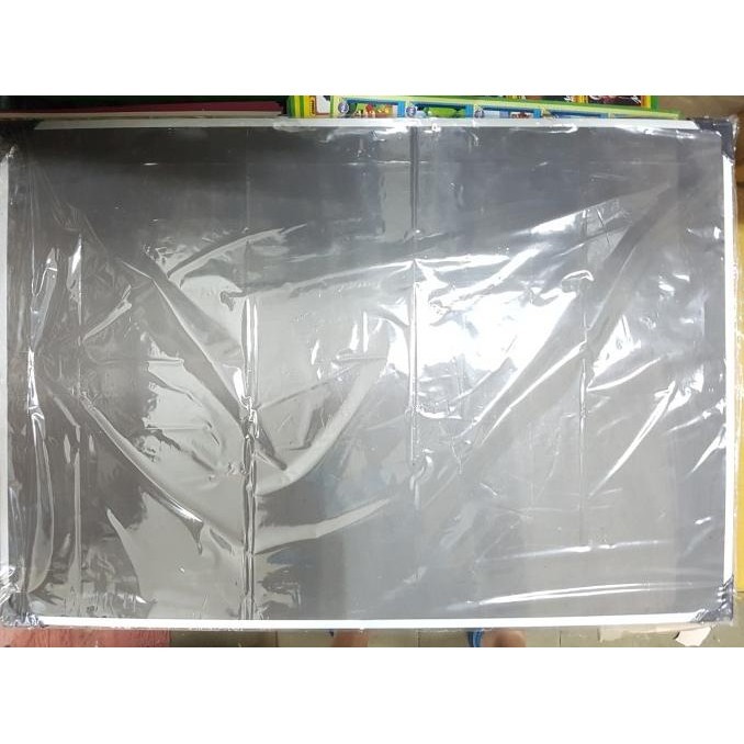 

Papan Tulis Putih / Whiteboard 50x70 cm (White board 50 x 70 cm) L21N