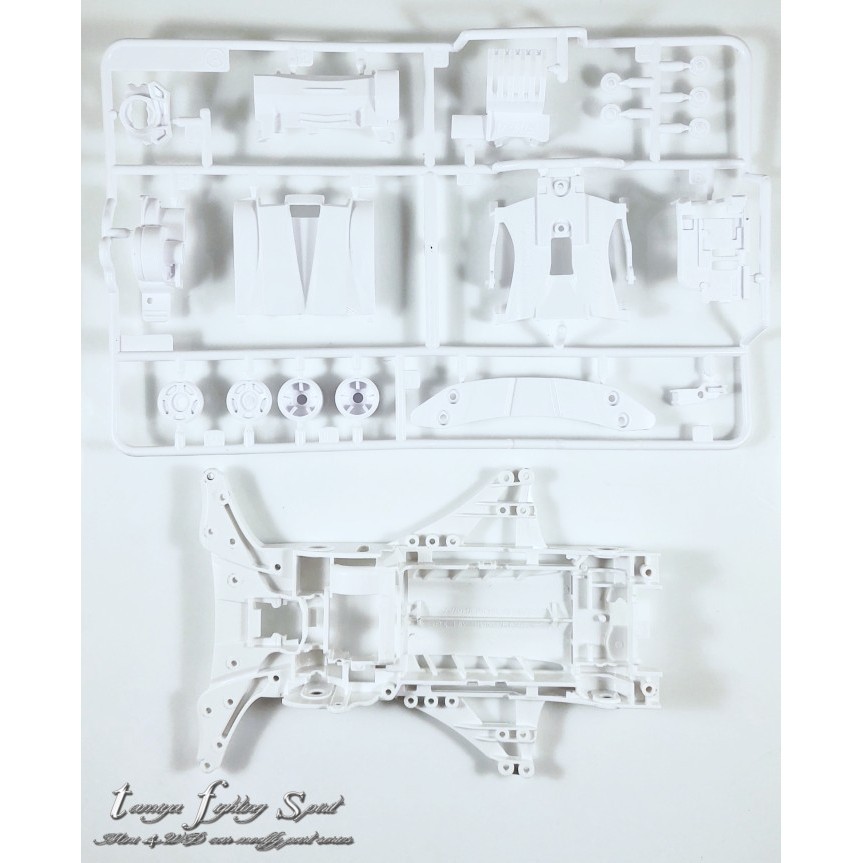 Rep Tamiya FM-A Chassis + Gear box White - CS402