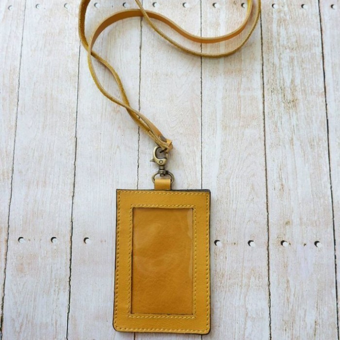 

BARANG TERLARIS ID Card Kuning